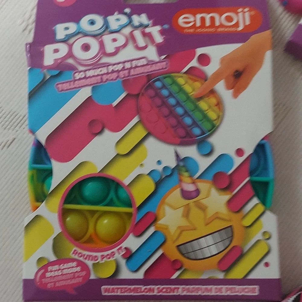 3 Lot  POP N POPIT. Sensory Education Play Emoji  New